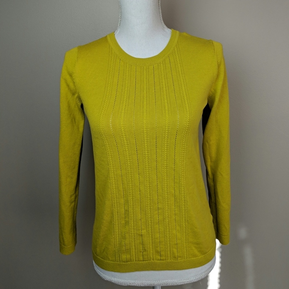 Banana Republic crew sweater